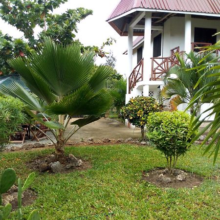 Sea Breeze Villas Kenya Diani Beach Exterior photo